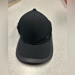 Riddell size small men’s flex black hat